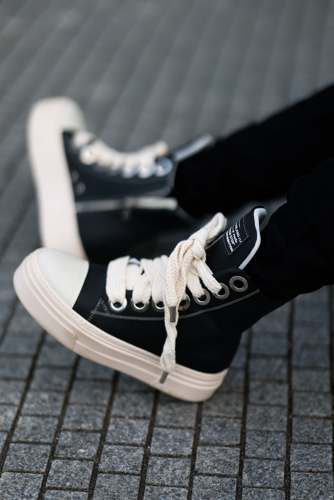 CALIPSO – The Boldest High-Top Ever Made