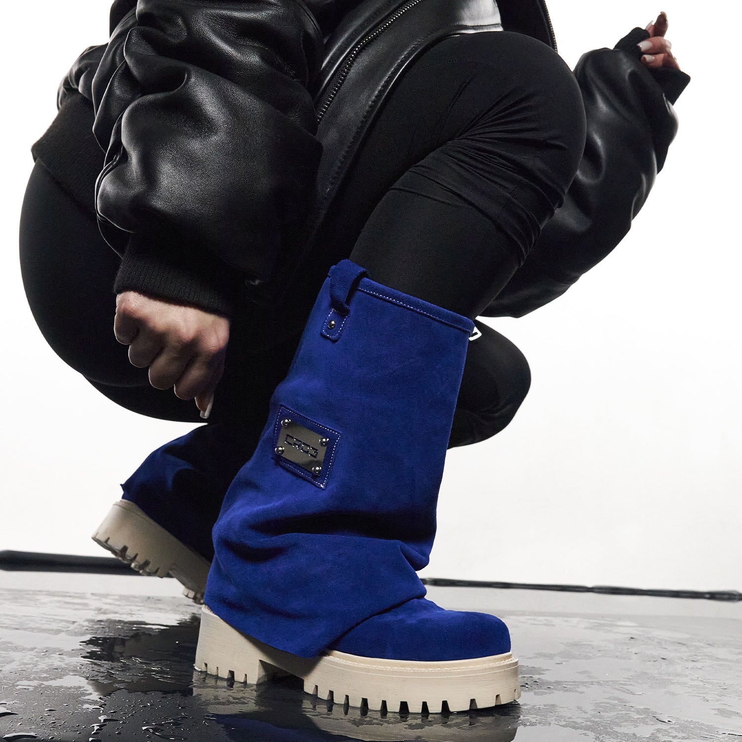 CHUNKY – The Iconic Boots Collection - cristianzerotre - cr03
