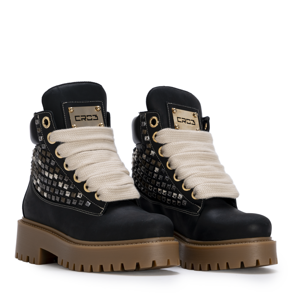 STARBOOT CUSTOM – Dark Stud Black