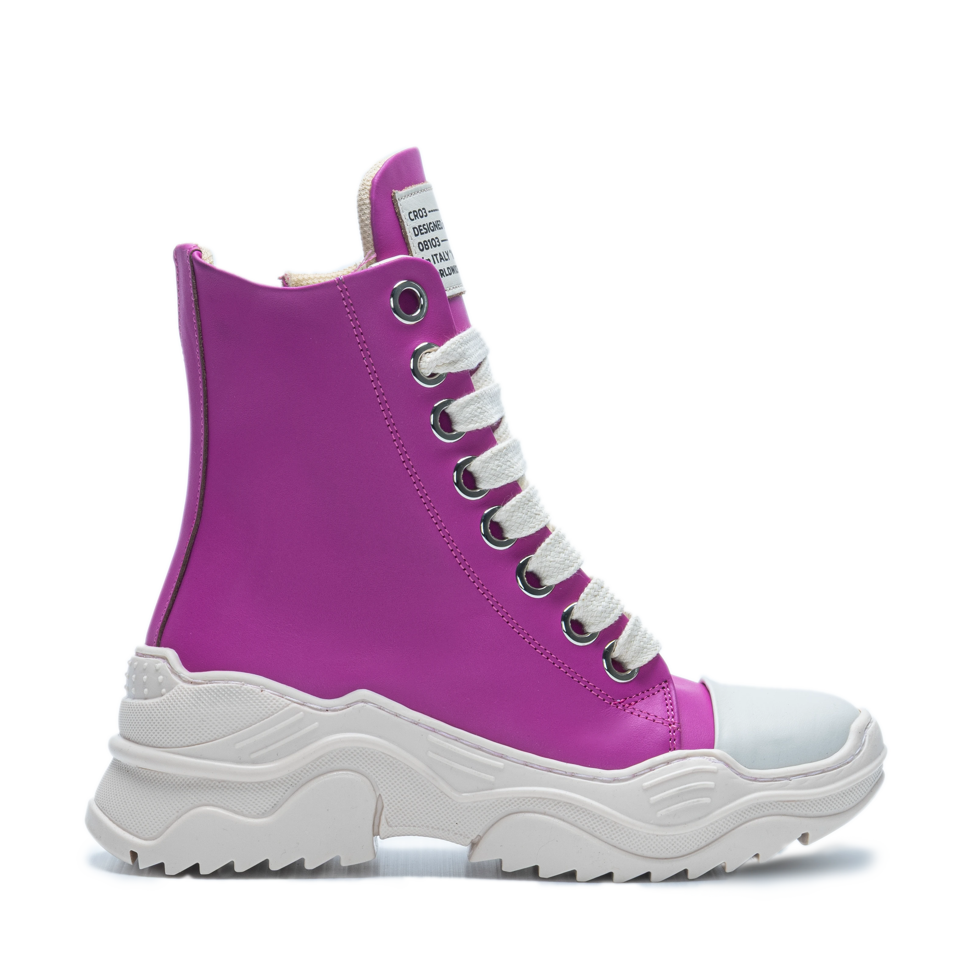 REBEL HIGH–Cuir