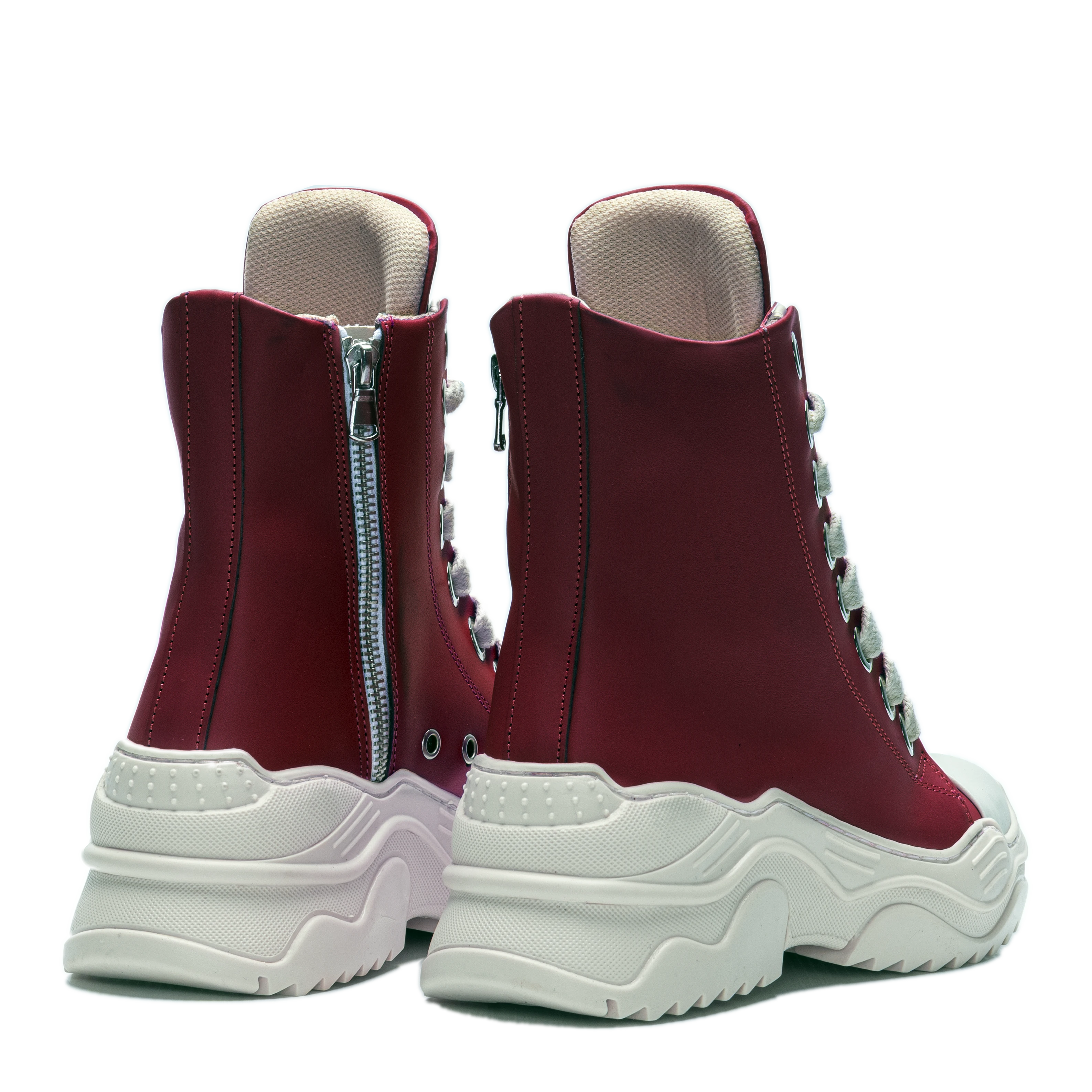 REBEL HIGH–Cuir