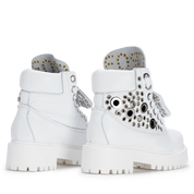 STARBOOT CUSTOM – White Silver Stud Edition
