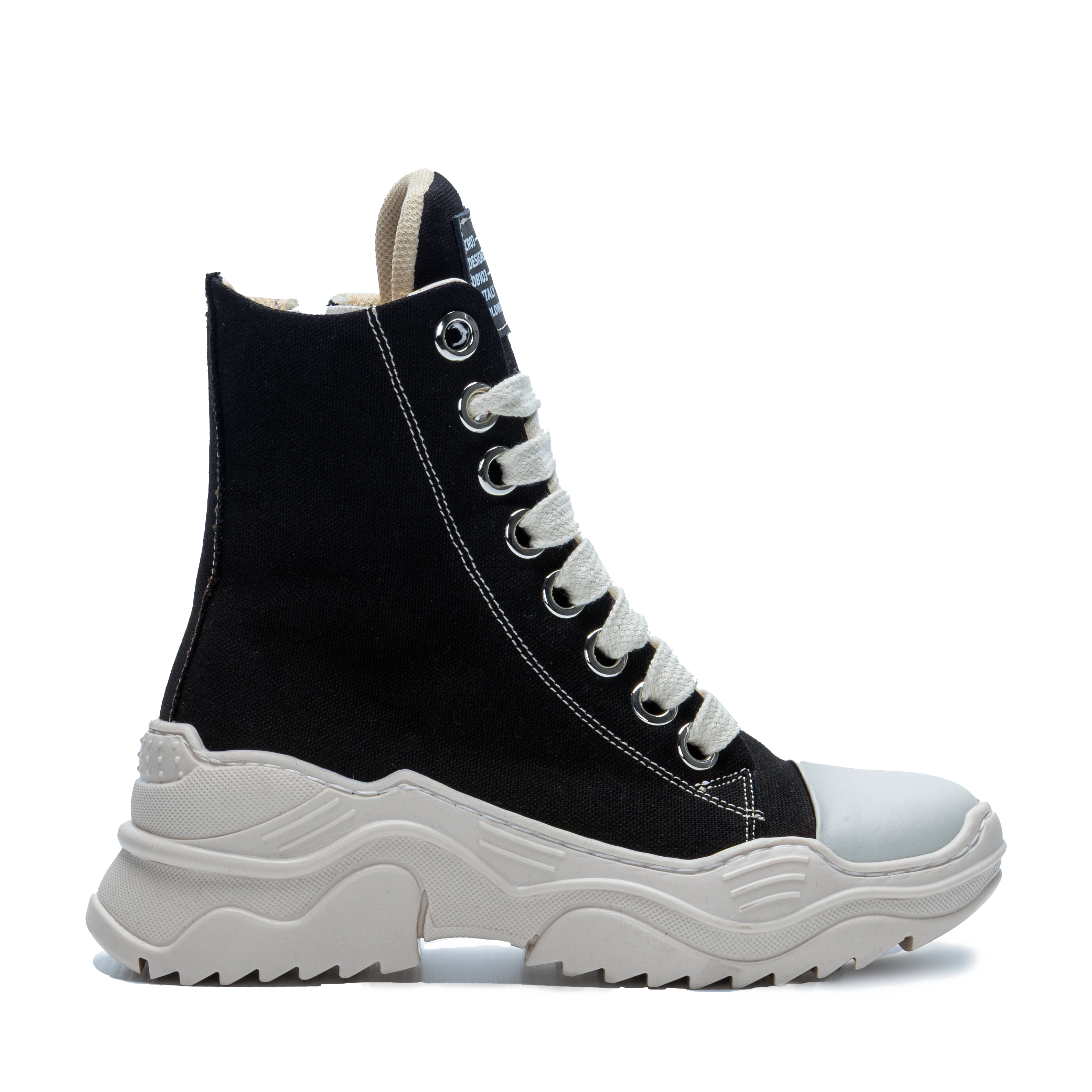 REBEL HIGH – Canvas