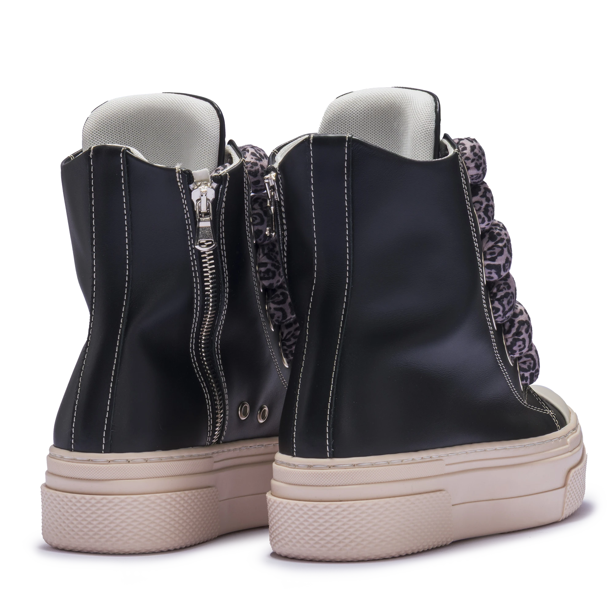 CALIPSO – Zwart suède