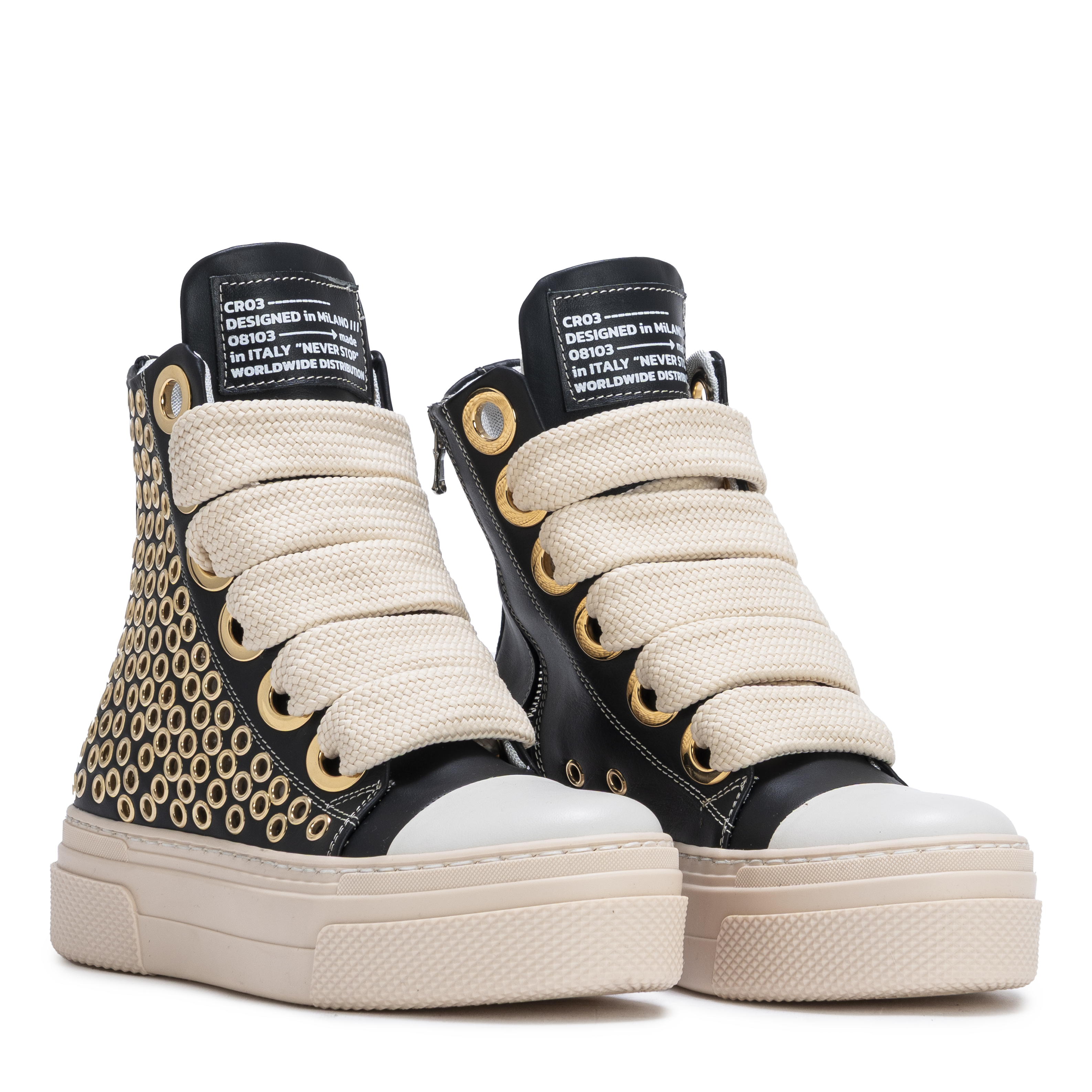 CALIPSO 300 – Gilded Eyelets