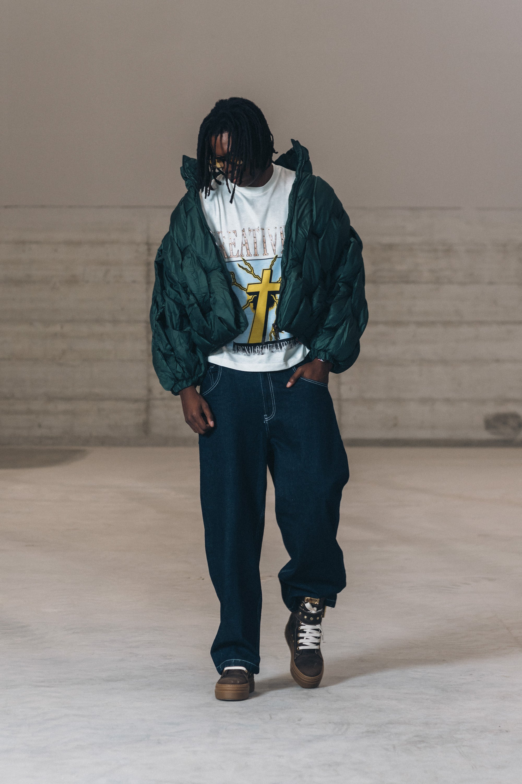 SET - Glacier Green, Tee & Calipso Belt