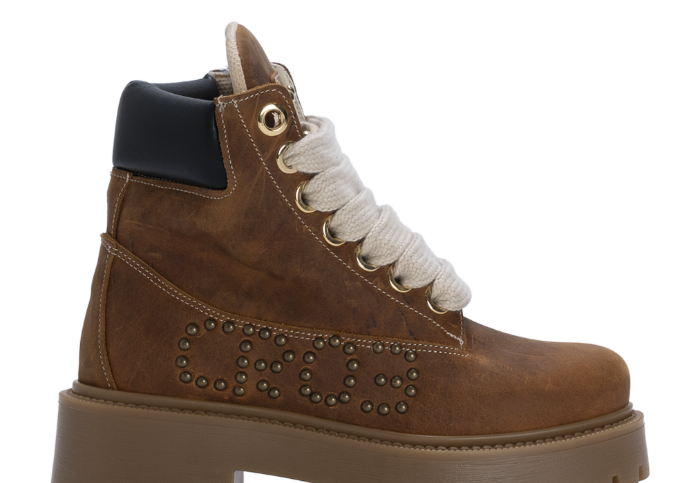 STARBOOTCUSTOM_BrownStudHeritage.png