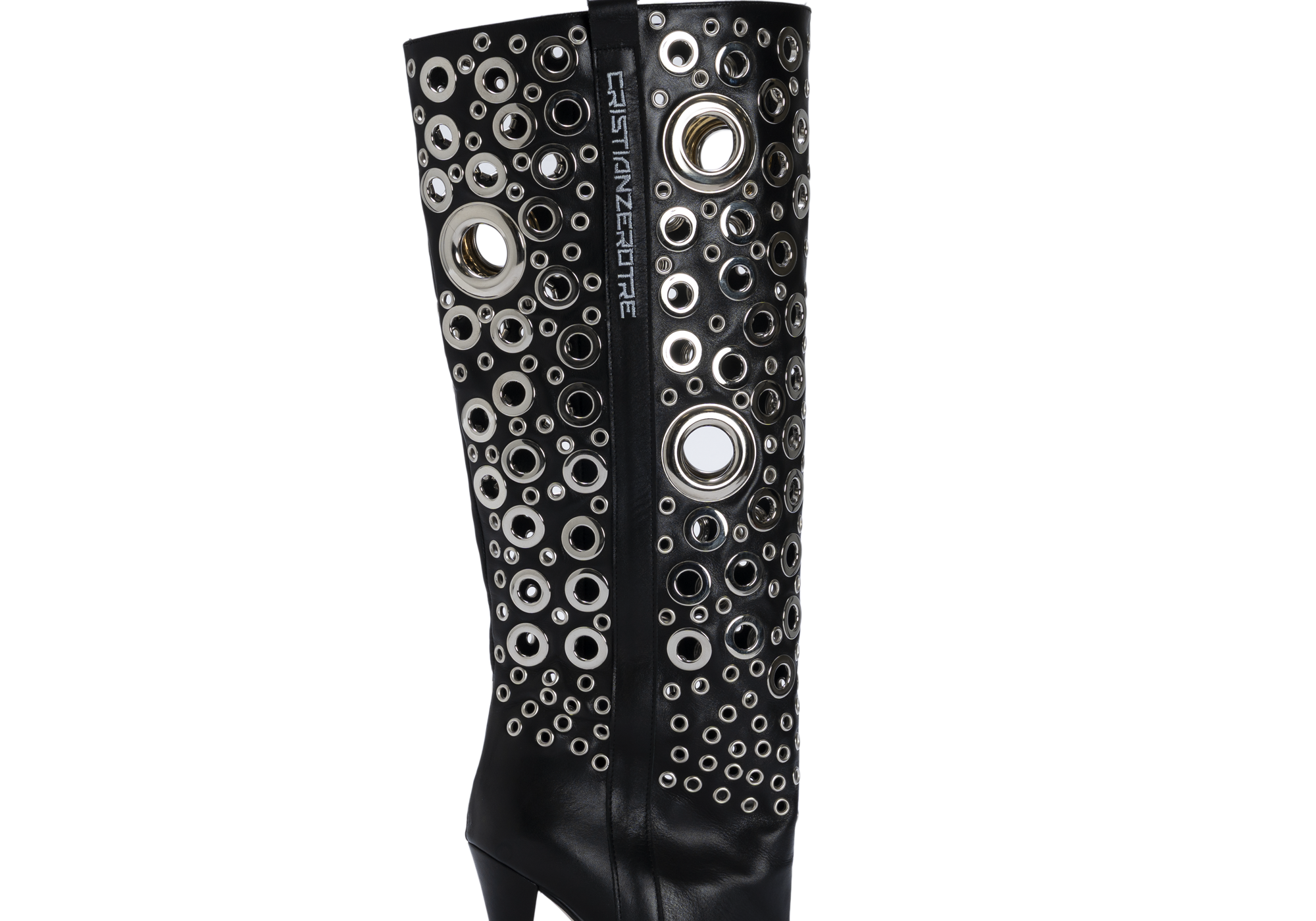 STORM_SilverEyeletBoots.png