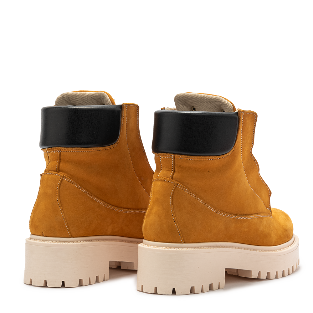 Starboot – Beige Nabuk-Sneaker-CRISTIANZEROTRE