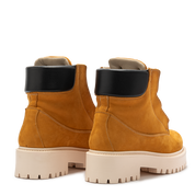 Starboot – Beige Nabuk-Sneaker-CRISTIANZEROTRE