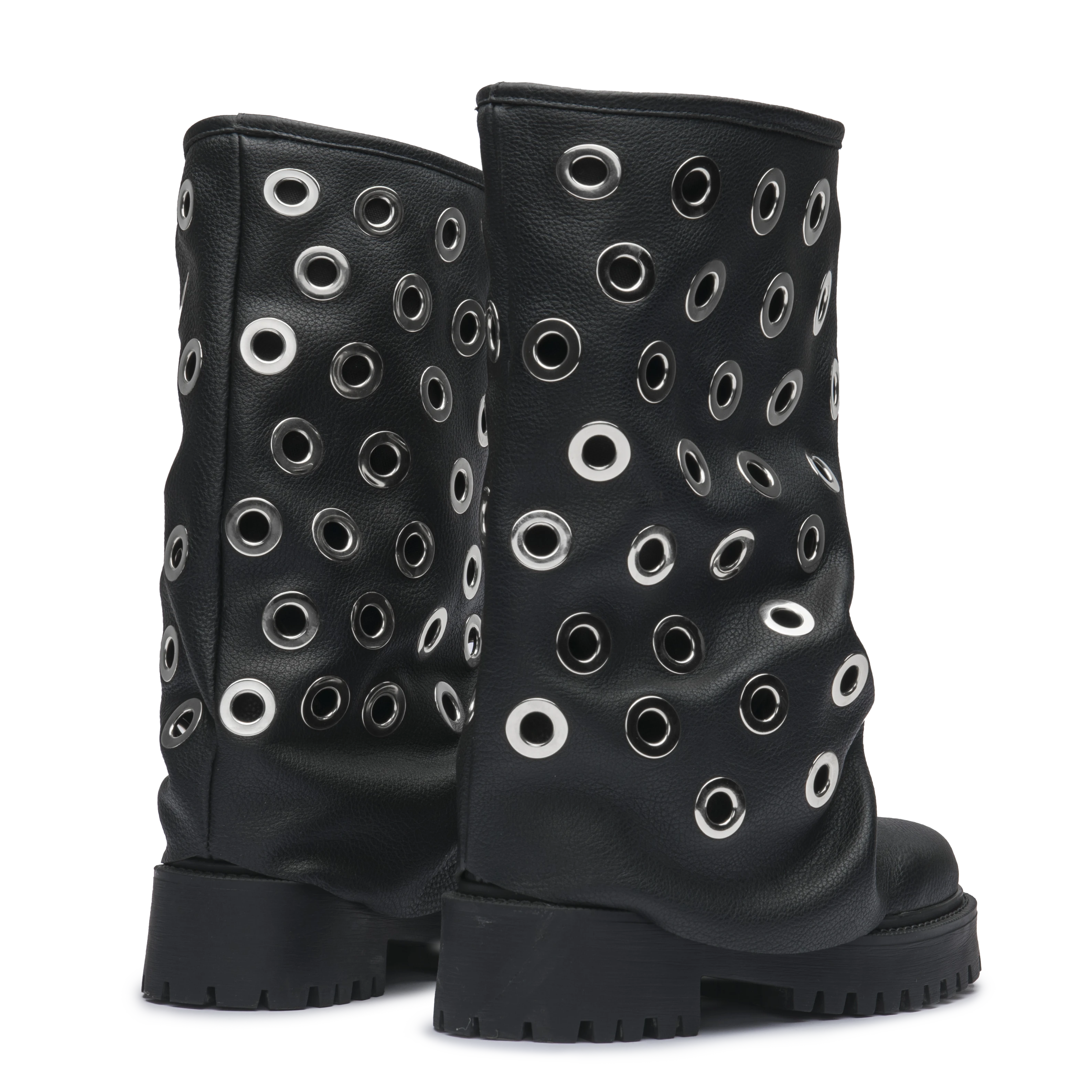 CHUNKY – Black Silver Giant Eyelets Edition