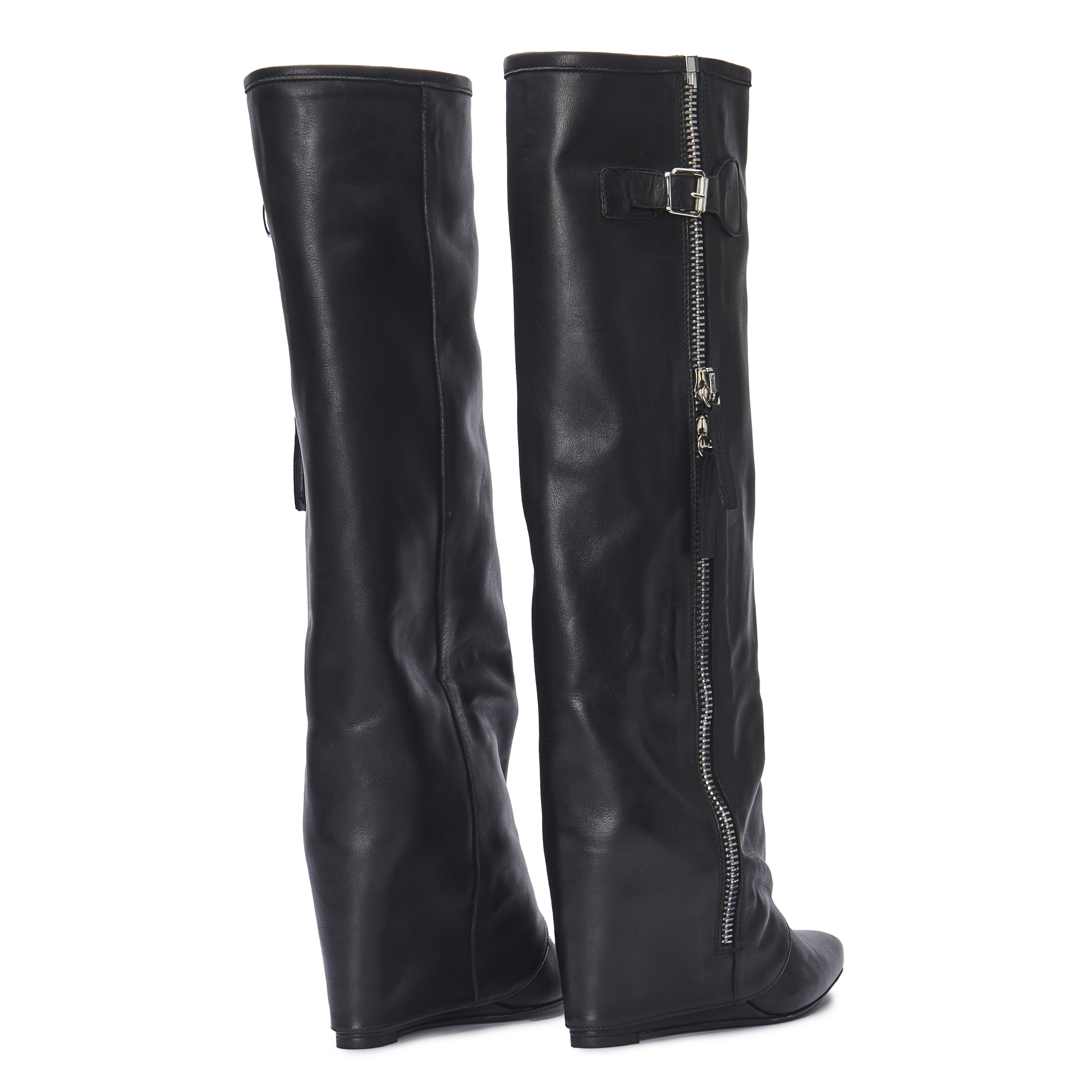 VELAR – Black Leather