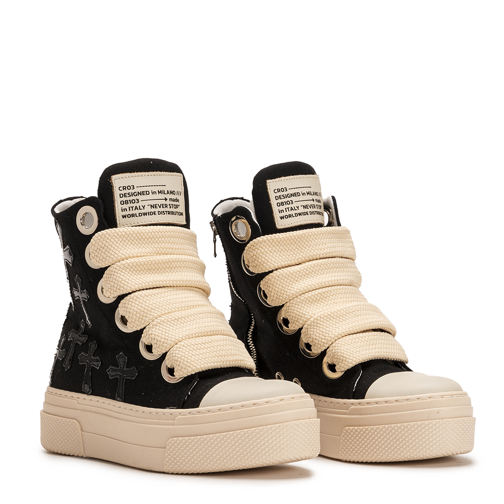 Cruz CALIPSO 300 – Santo de la Sombra