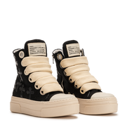 Cruz CALIPSO 300 – Santo de la Sombra