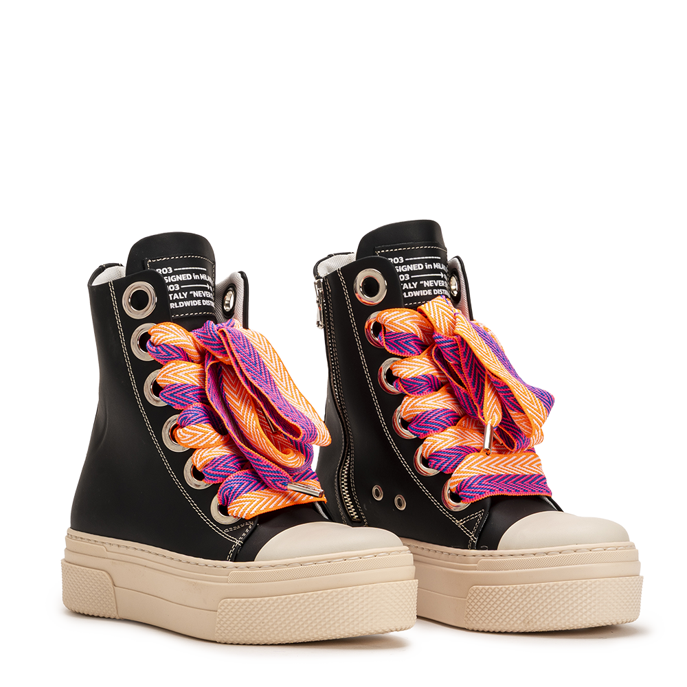 CALIPSO 300–Lacets Noirs Orange Fluo