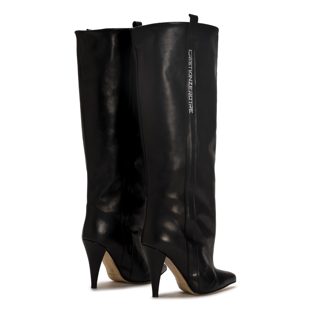 STORM – Medium Black Boot