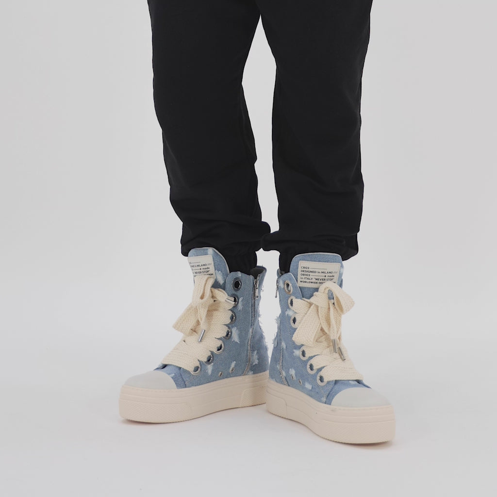 CALIPSO 300 DETROYED – Blugi